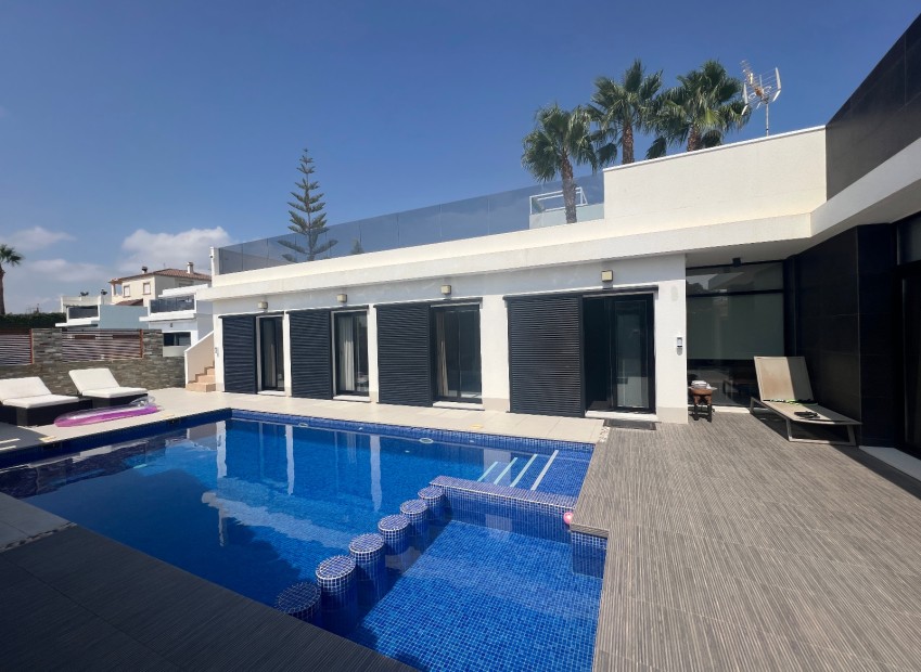 Venta - Villa - San Fulgencio - Urb. La Marina