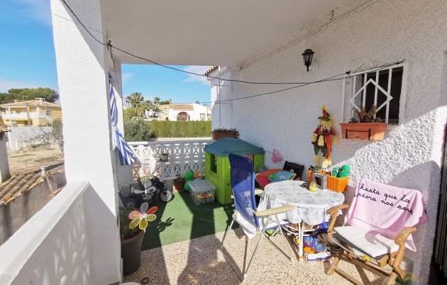 Sale - Detached house - San Fulgencio - Urb. Oasis