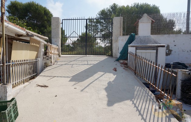 Sale - Finca - San Fulgencio - Urb. Oasis