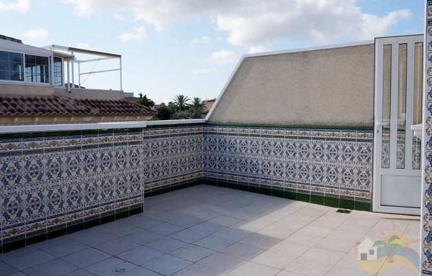 Sale - Quad - San Fulgencio - Urb. Oasis