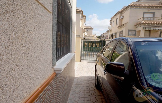 Sale - Quad - San Fulgencio - Urb. Oasis