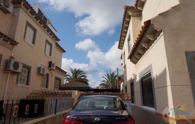 Sale - Quad - San Fulgencio - Urb. Oasis