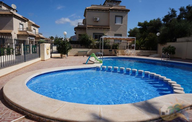 Sale - Quad - San Fulgencio - Urb. Oasis