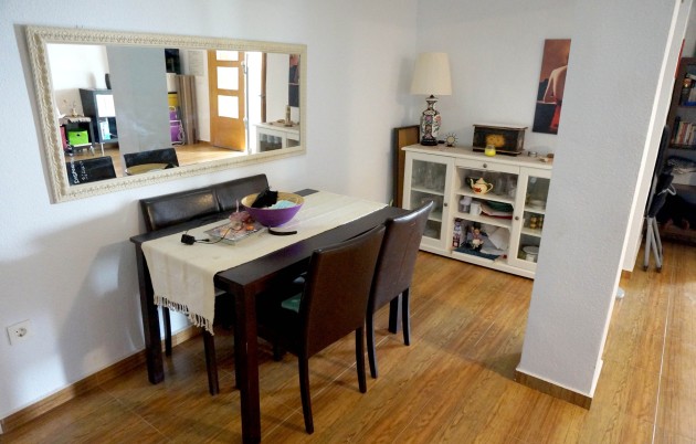 Sale - Detached house - San Fulgencio - Urb. Oasis