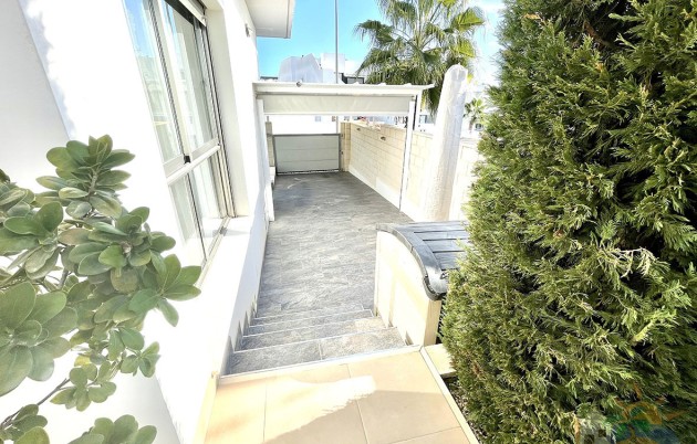 Sale - Villa - San Fulgencio - Urb. La Marina