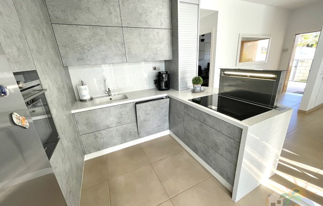 Sale - Villa - San Fulgencio - Urb. La Marina