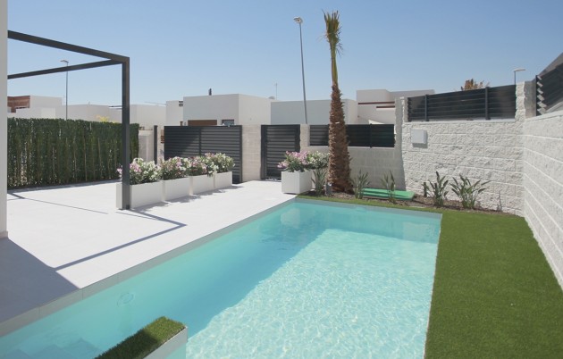 Nueva construcción  - Chalet independiente - San Fulgencio