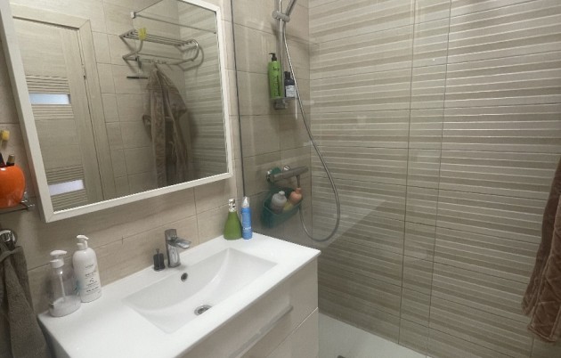 Sale - Apartment - Torrevieja - Torrievieja center
