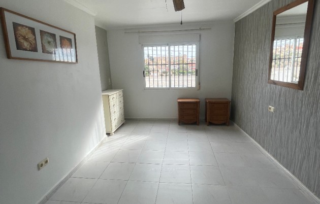 Sale - Detached house - San Fulgencio - Urb. La Marina