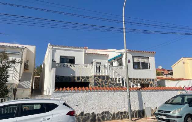 Sale - Detached house - San Fulgencio - Urb. La Marina