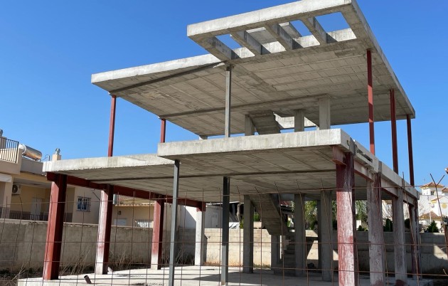 Sale - Detached house - Guardamar del Segura - Urbanization Buenavista