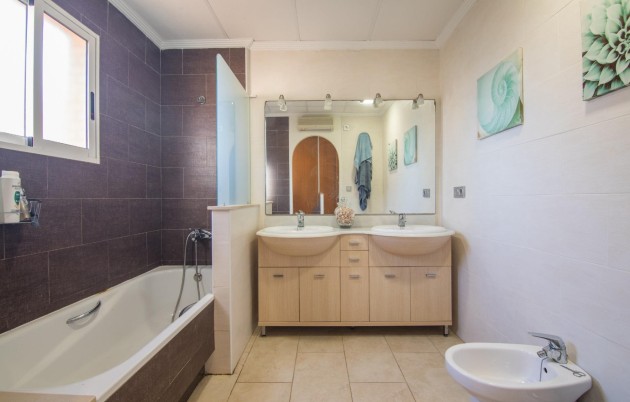 Sale - Detached house - Elche - La Marina