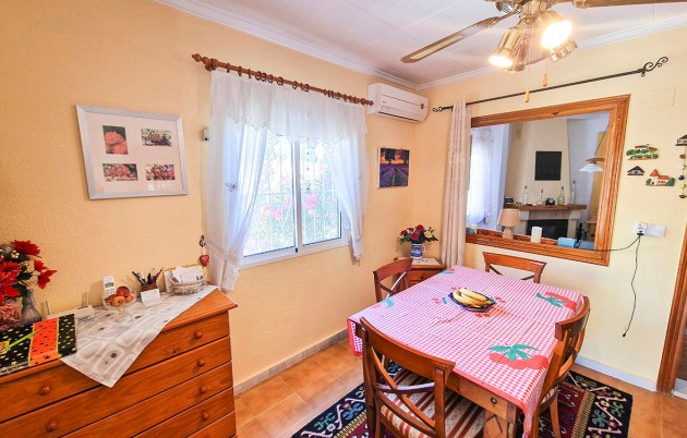 Sale - Detached house - San Fulgencio - Urb. La Marina