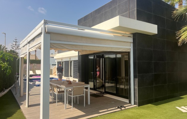 Sale - Villa - San Fulgencio - Urb. La Marina