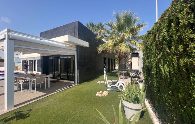 Sale - Villa - San Fulgencio - Urb. La Marina