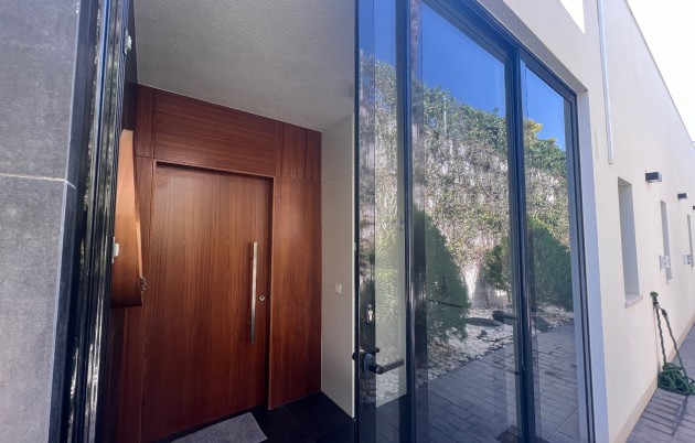 Sale - Villa - San Fulgencio - Urb. La Marina