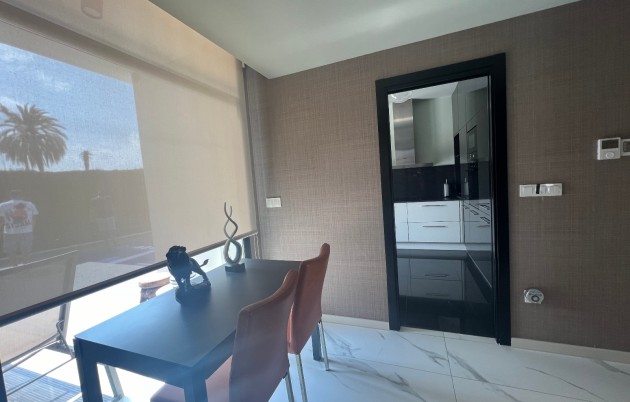 Sale - Villa - San Fulgencio - Urb. La Marina