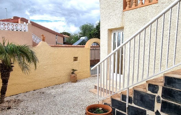 Sale - Detached house - San Fulgencio - Urb. La Marina