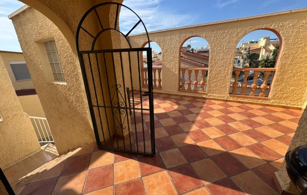 Sale - Detached house - San Fulgencio - Urb. La Marina