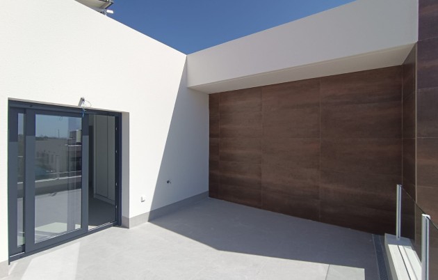 New Build - Quad - Daya Nueva