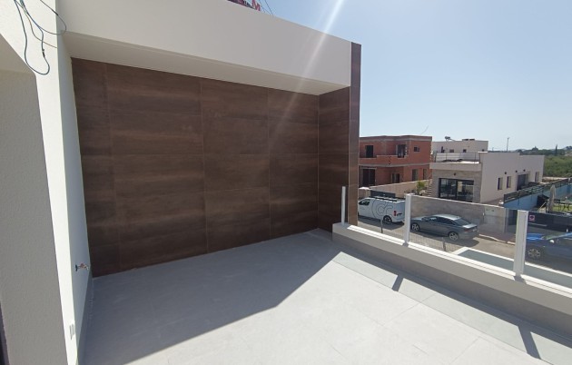 New Build - Quad - Daya Nueva