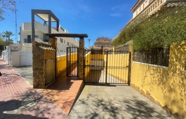 Sale - Terraced house - Guardamar del Segura - Guardamar
