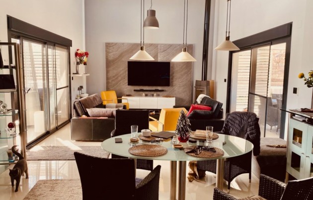 Sale - Villa - Alicante