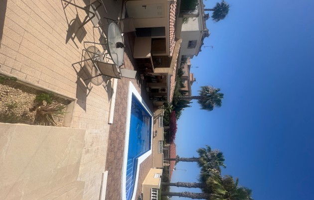 Sale - Villa - San Fulgencio - Urb. La Marina