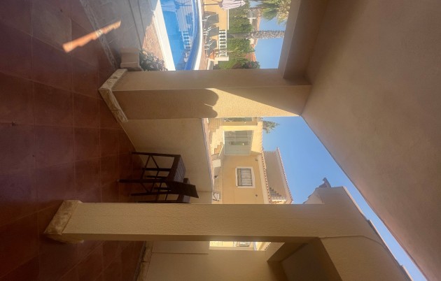 Sale - Villa - San Fulgencio - Urb. La Marina