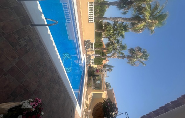 Sale - Villa - San Fulgencio - Urb. La Marina