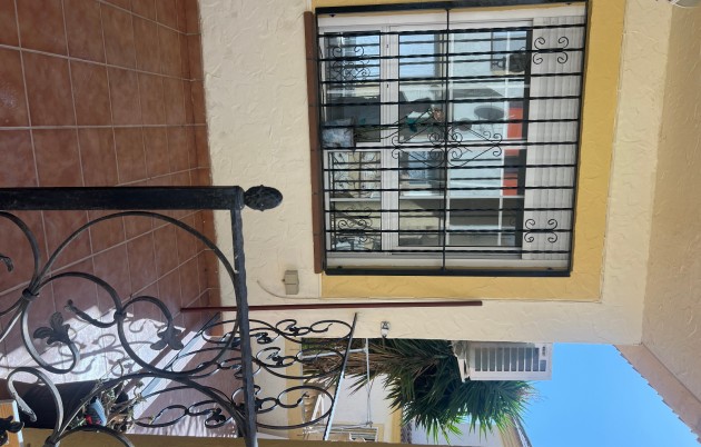 Sale - Detached house - San Fulgencio - Urb. La Marina