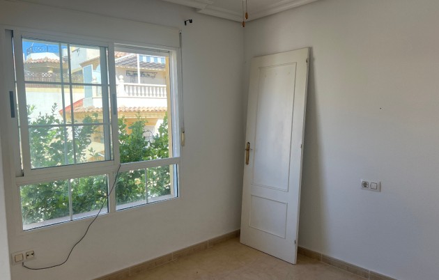 Sale - Detached house - San Fulgencio - Urb. La Marina