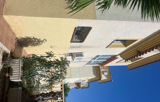 Sale - Detached house - San Fulgencio - Urb. La Marina