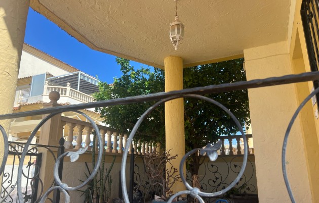 Sale - Detached house - San Fulgencio - Urb. La Marina