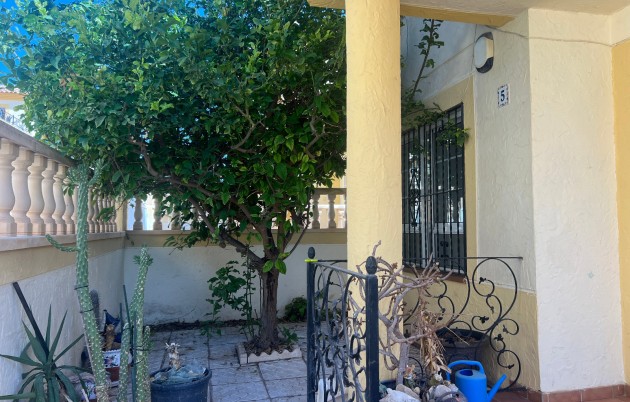 Sale - Detached house - San Fulgencio - Urb. La Marina