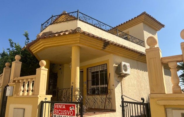 Sale - Detached house - San Fulgencio - Urb. La Marina