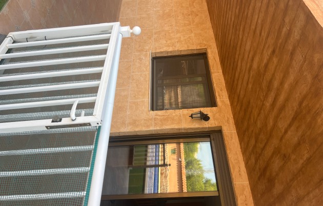 Sale - Villa - San Fulgencio - Urb. La Marina