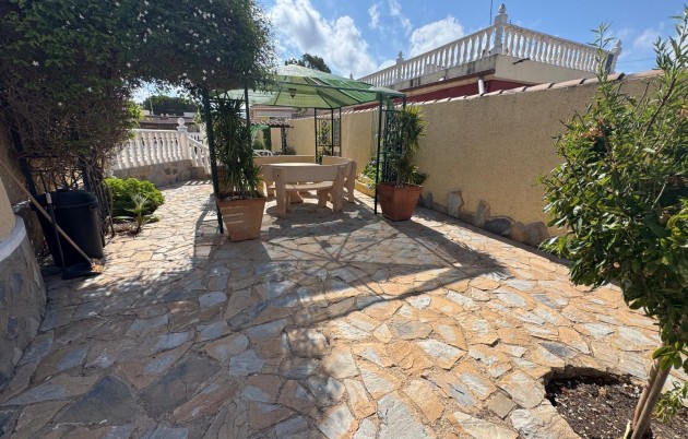 Sale - Villa - Torrevieja - North Torrevieja