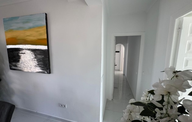 Sale - Villa - Torrevieja - North Torrevieja