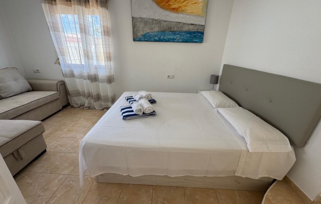 Sale - Villa - Torrevieja - North Torrevieja