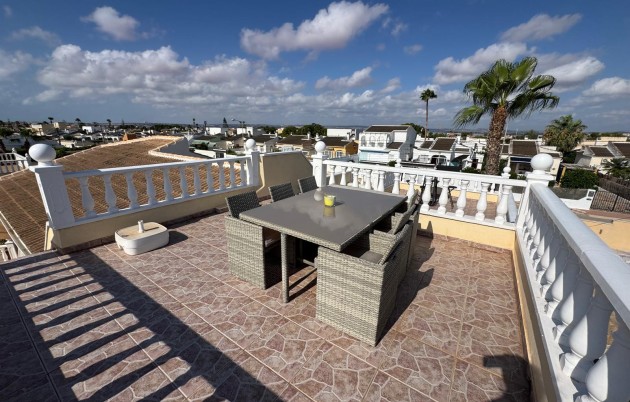 Sale - Villa - Torrevieja - North Torrevieja