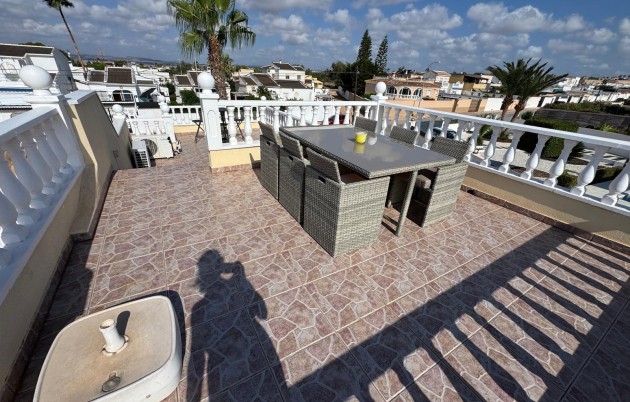 Sale - Villa - Torrevieja - North Torrevieja