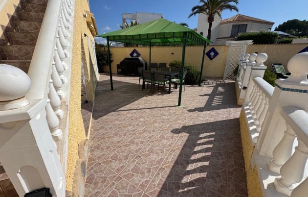 Sale - Villa - Torrevieja - North Torrevieja