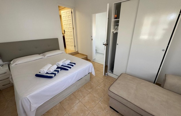 Sale - Villa - Torrevieja - North Torrevieja