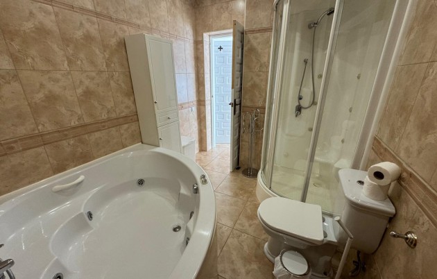 Sale - Villa - Torrevieja - North Torrevieja