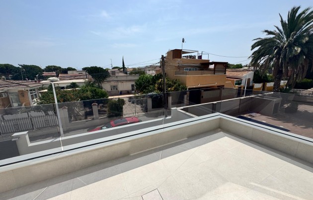 Sale - Detached house - Guardamar del Segura - Urbanization Buenavista