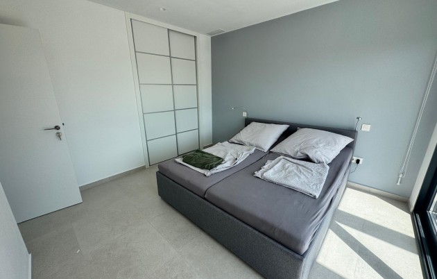 Sale - Detached house - Guardamar del Segura - Urbanization Buenavista