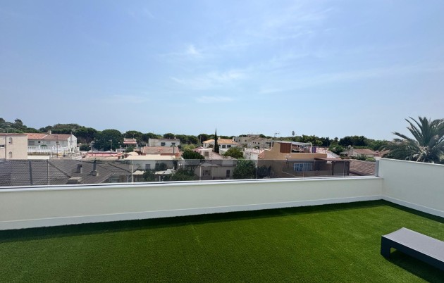 Sale - Detached house - Guardamar del Segura - Urbanization Buenavista