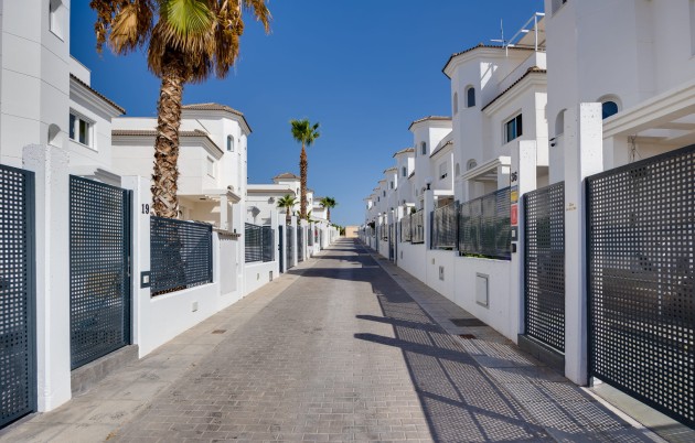 Nueva construcción  - Chalet independiente - San Fulgencio