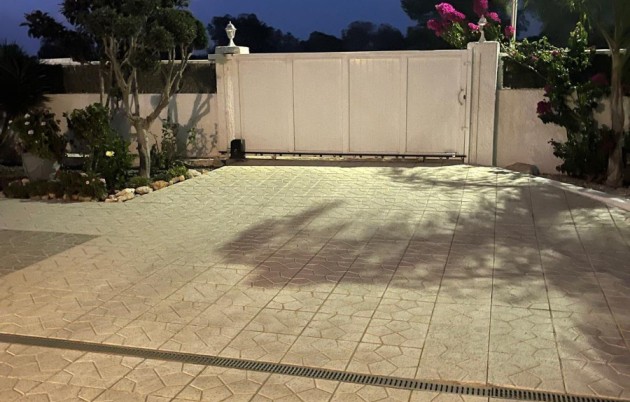 Sale - Detached house - San Fulgencio - Urb. La Marina